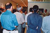 真剣に聞き入る講評会